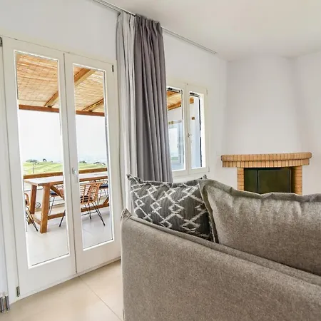 Daphne's Place - Private With Pool In Naxos Βίβλος