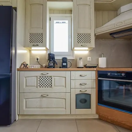 Daphne's Place - Private With Pool In Naxos * Βίβλος