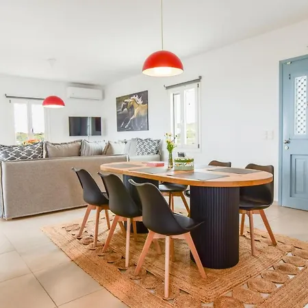 Daphne's Place - Private With Pool In Naxos * Βίβλος