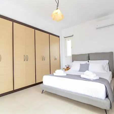 Daphne's Place - Private With Pool In Naxos * Βίβλος