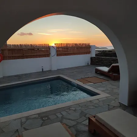 Daphne's Place - Private With Pool In Naxos