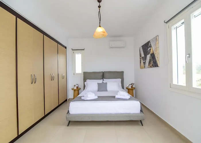 Daphne's Place - Private With Pool In Naxos