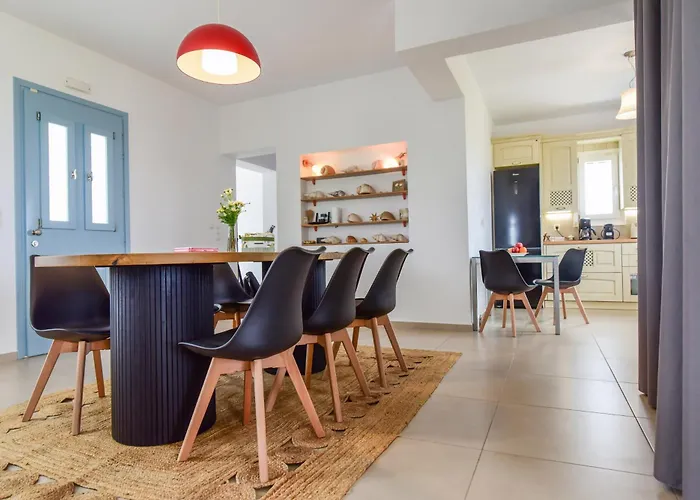 Daphne's Place - Private With Pool In Naxos