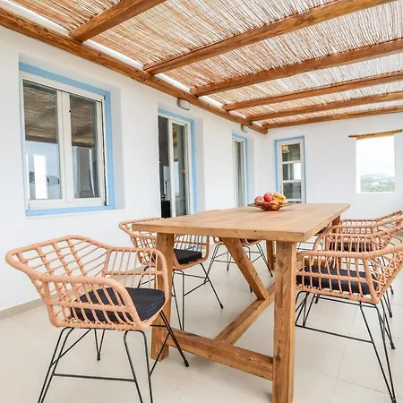 Daphne's Place - Private With Pool In Naxos Vívlos