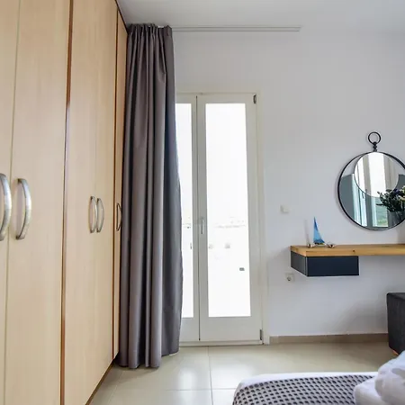 Daphne's Place - Private With Pool In Naxos Vívlos