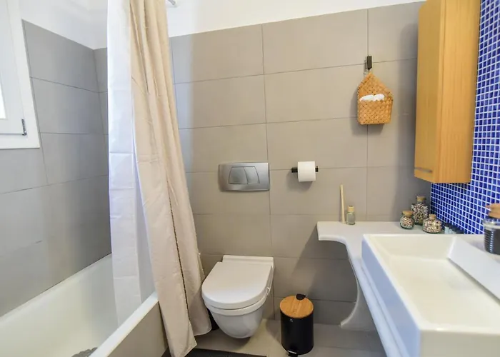 Daphne's Place - Private With Pool In Naxos בית נופש