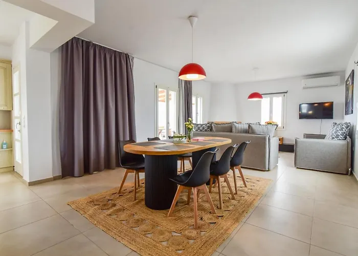 Daphne's Place - Private With Pool In Naxos בית נופש Vívlos