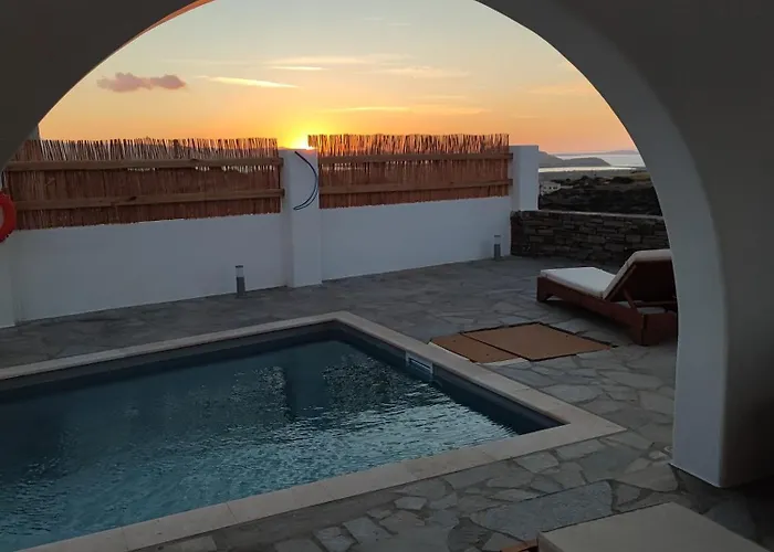 Daphne's Place - Private With Pool In Naxos